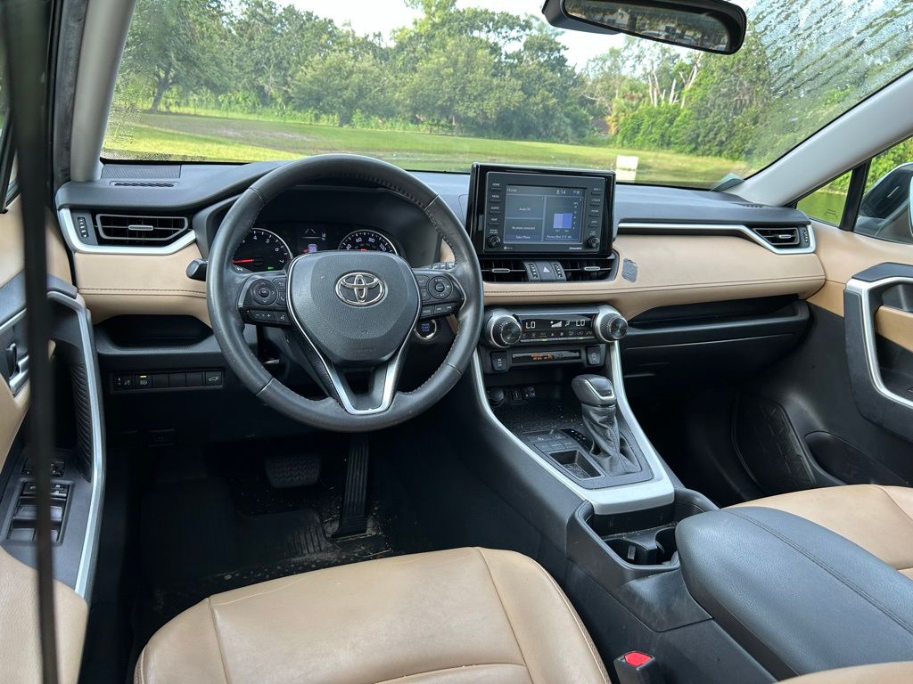 Thumbnail: 2021 Toyota RAV4 - 12