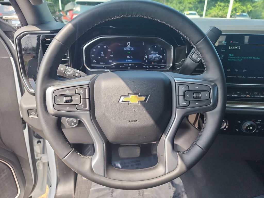 2024 Chevrolet Silverado 1500 LT 11