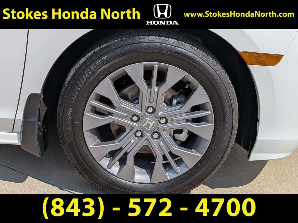 Used 2025 Honda Odyssey Van