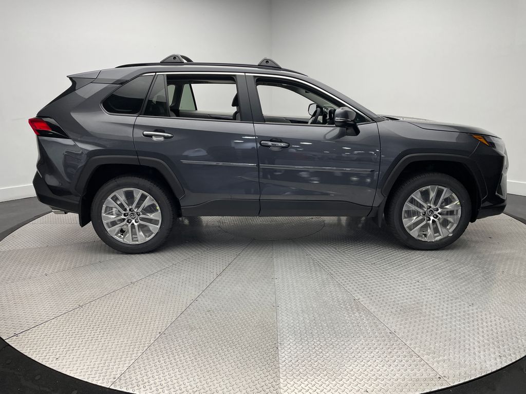 Thumbnail: 2025 Toyota RAV4 - 4