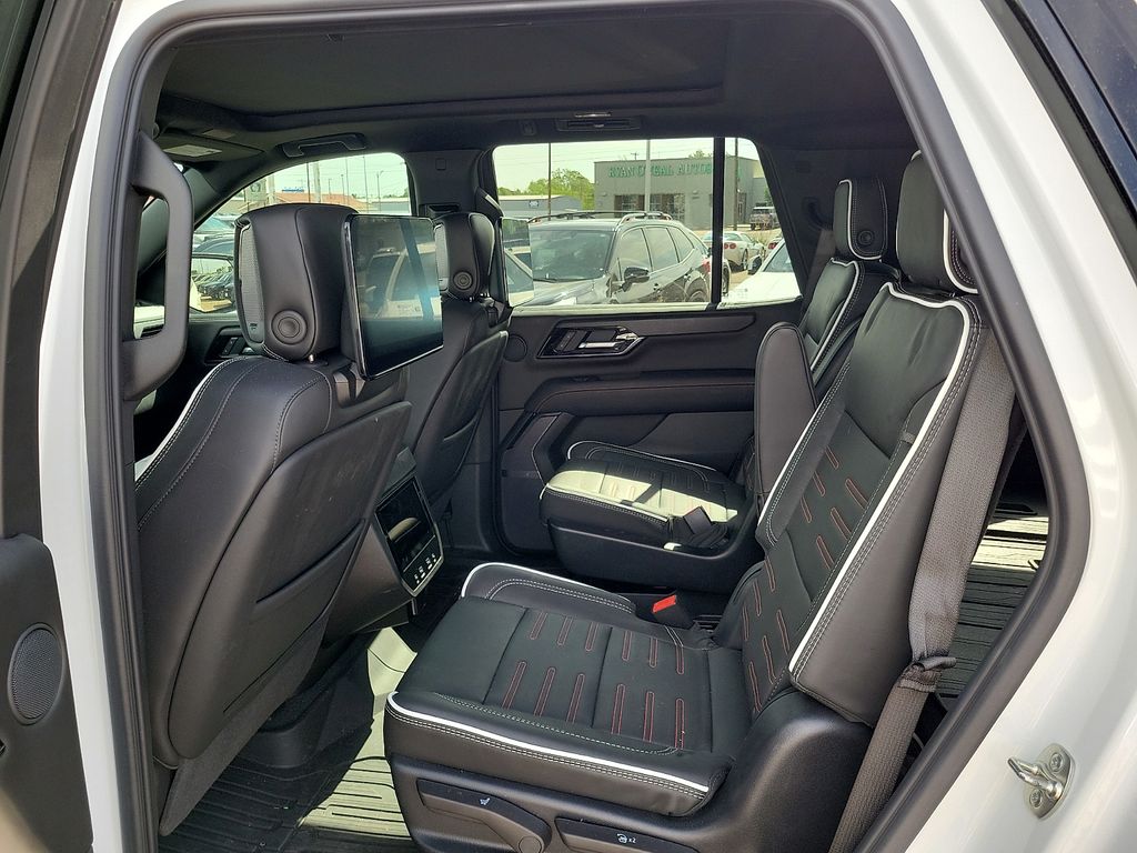 2025 GMC Yukon AT4 Ultimate White at Brown Buick GMC