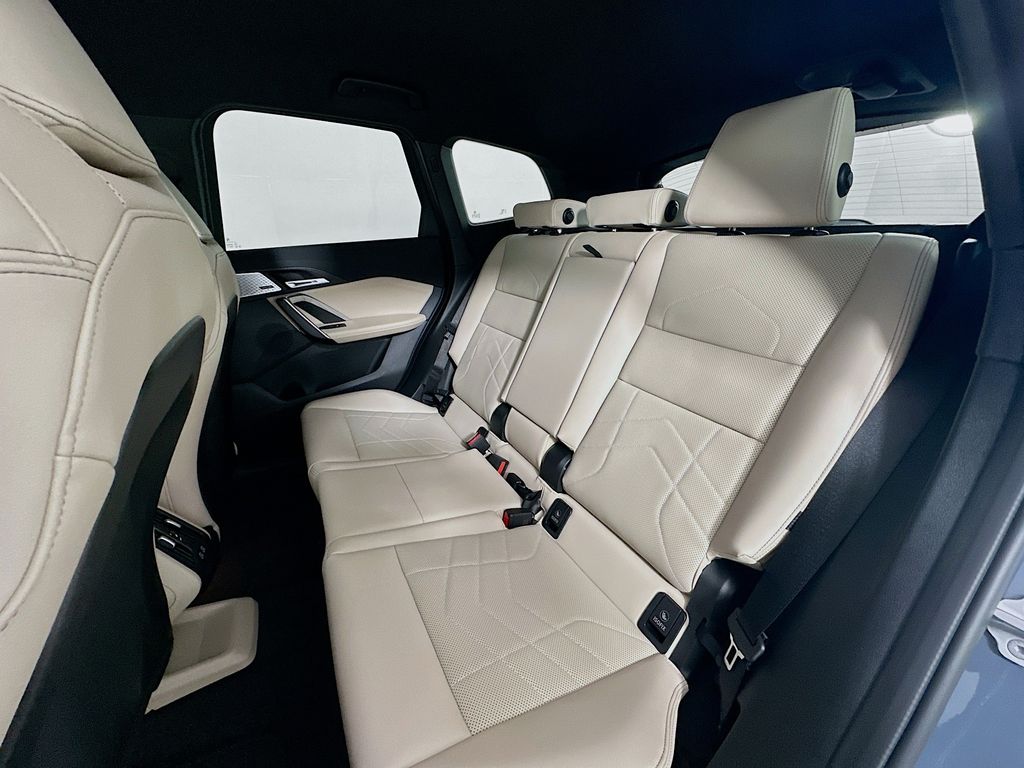 2025 BMW X1 M35i 17