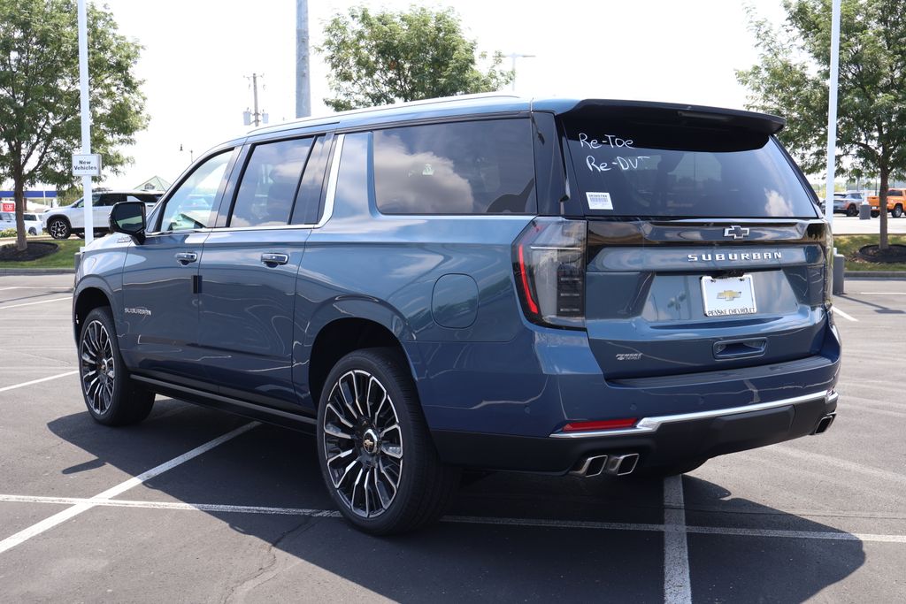 Thumbnail: 2025 Chevrolet Suburban - 5
