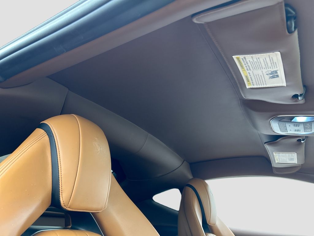 Thumbnail: 2019 Ferrari 812 - 17