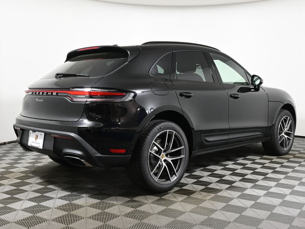 2024 Porsche Macan  7