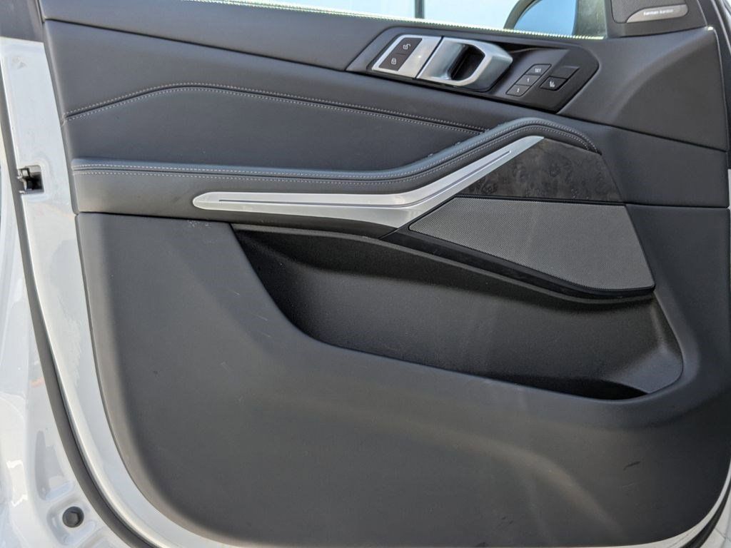 2024 BMW X5 sDrive40i White at Bayway Cadillac of The Woodlands