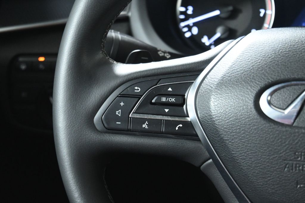 Thumbnail: 2023 INFINITI QX50 - 18