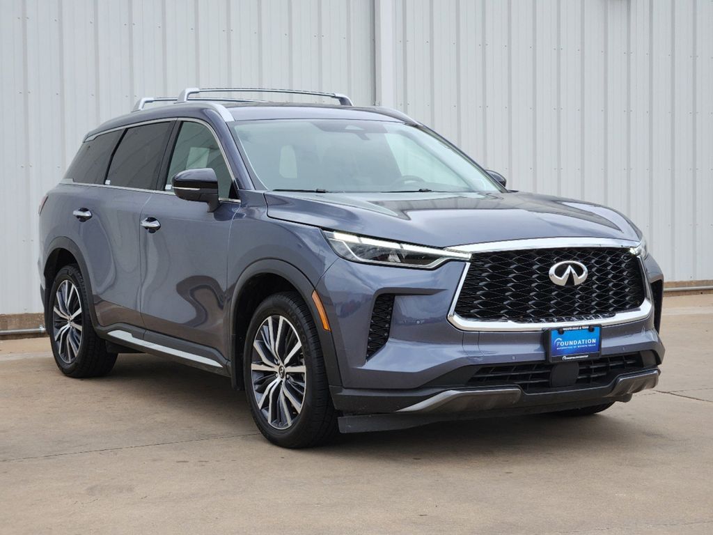 2023 INFINITI QX60 Sensory 2