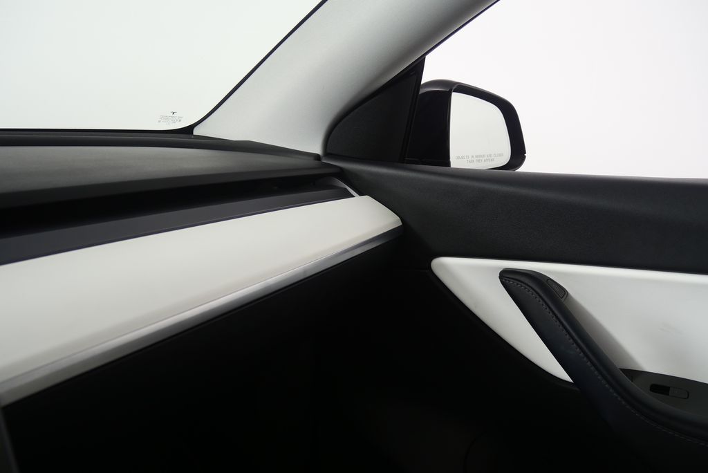 Thumbnail: 2021 Tesla Model Y - 25