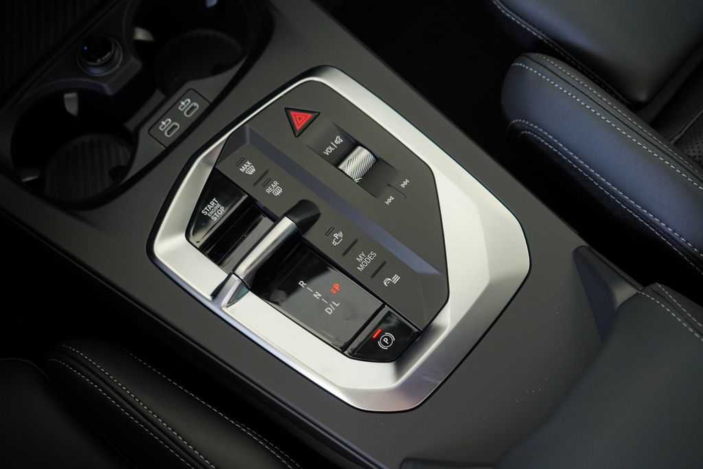 Thumbnail: 2026 BMW 2 Series - 19