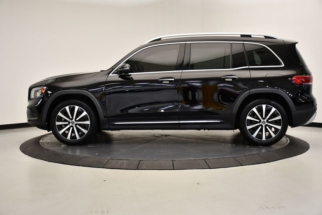 Thumbnail: 2022 Mercedes-Benz GLB - 2