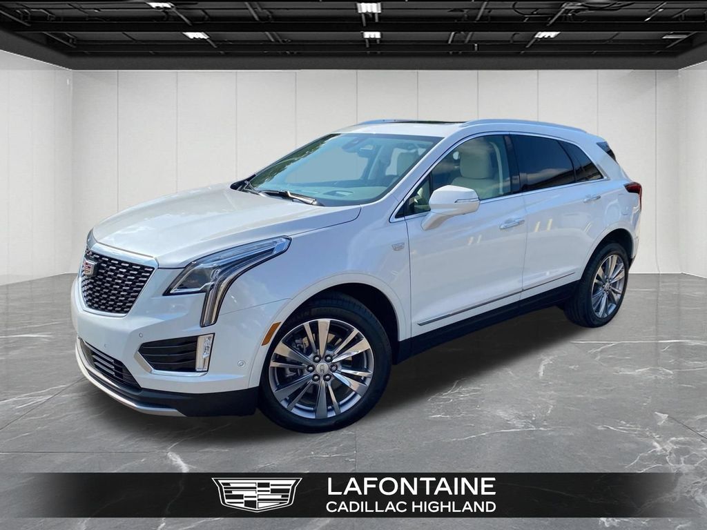 Crystal White 2024 Cadillac XT5 SUV / Crossover Four-Wheel Drive 9-Speed Automatic