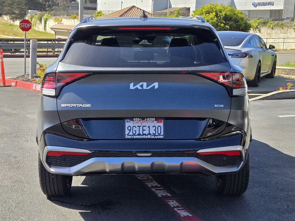 View vehicle photo 5