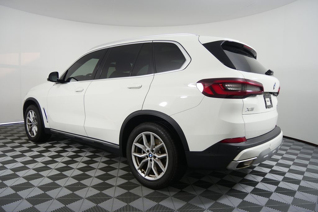 Thumbnail: 2023 BMW X5 - 5