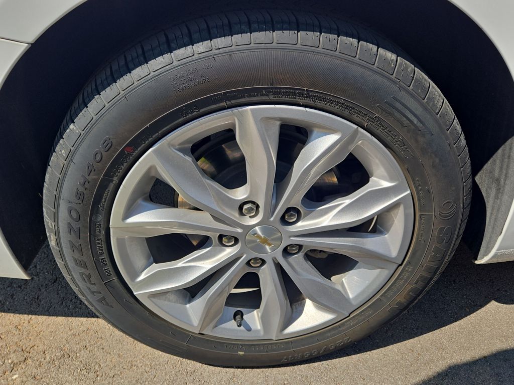 Used 2024 Chevrolet Malibu LT For Sale in Farmington, AR