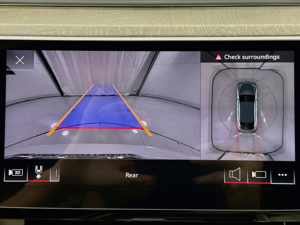 Thumbnail: 2024 Audi Q8 e-tron - 15