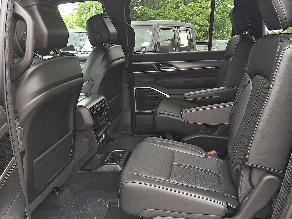 New 2026 Jeep Grand Wagoneer SUV