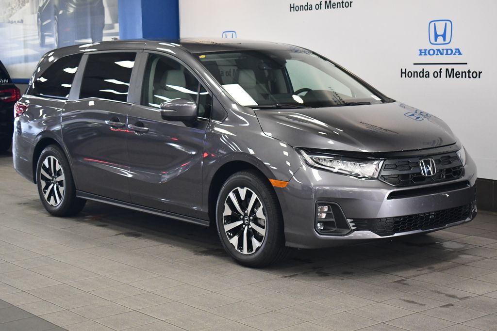 Thumbnail: 2026 Honda Odyssey - 3