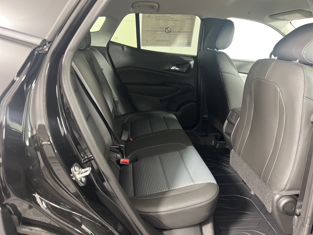 Thumbnail: 2026 Chevrolet Trax - 10