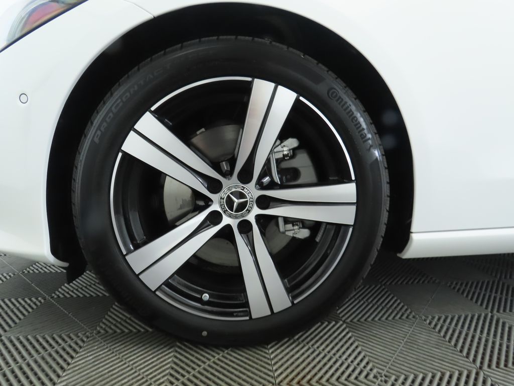 2025 Mercedes-Benz C-Class C 300 31