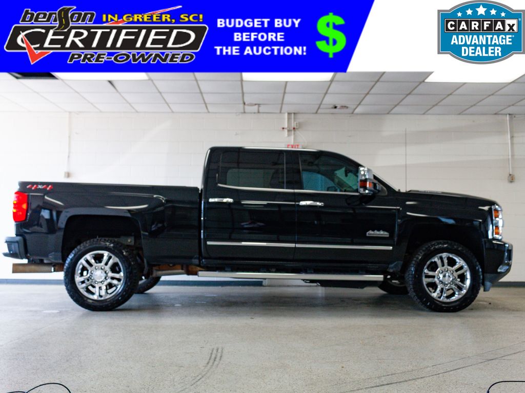 Black 2018 Chevrolet Silverado 2500HD High Country Crew Cab 4WD Pickup Truck Four-Wheel Drive 6-Speed Automatic