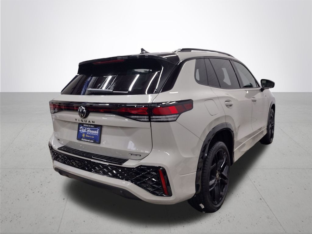 2025 Volkswagen Tiguan 2.0T SE R-Line Black