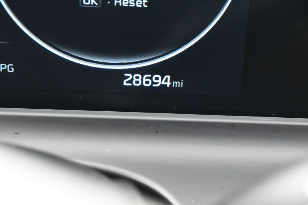 Used 2024 Gravity Gray Kia EX image 34