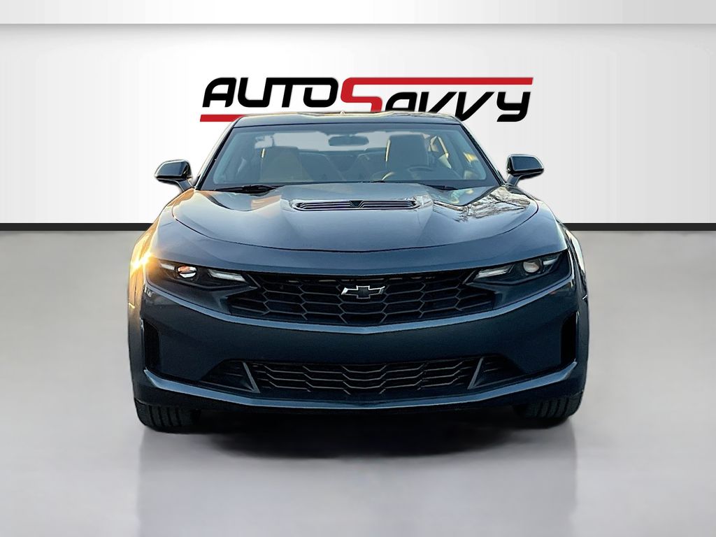 Used 2023 Gray Chevrolet LT1 image 2