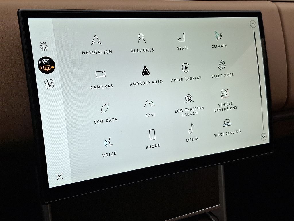 Thumbnail: 2026 Land Rover Range Rover - 18