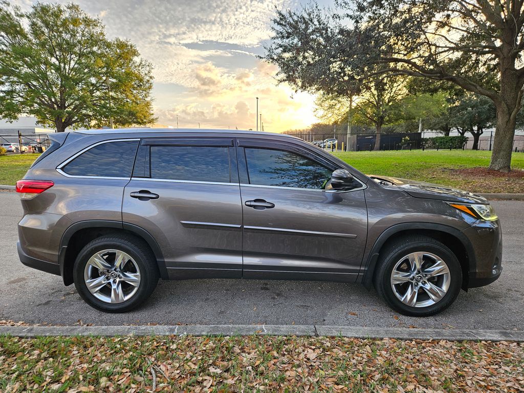 2018 Toyota Highlander Limited 6