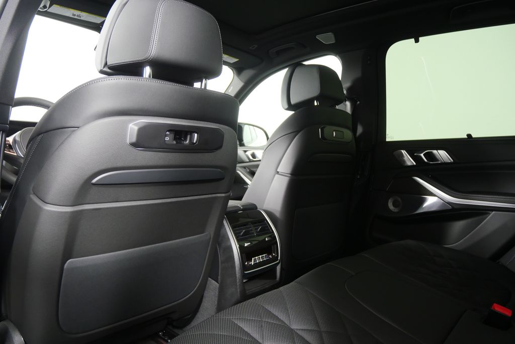 Thumbnail: 2026 BMW X5 - 18