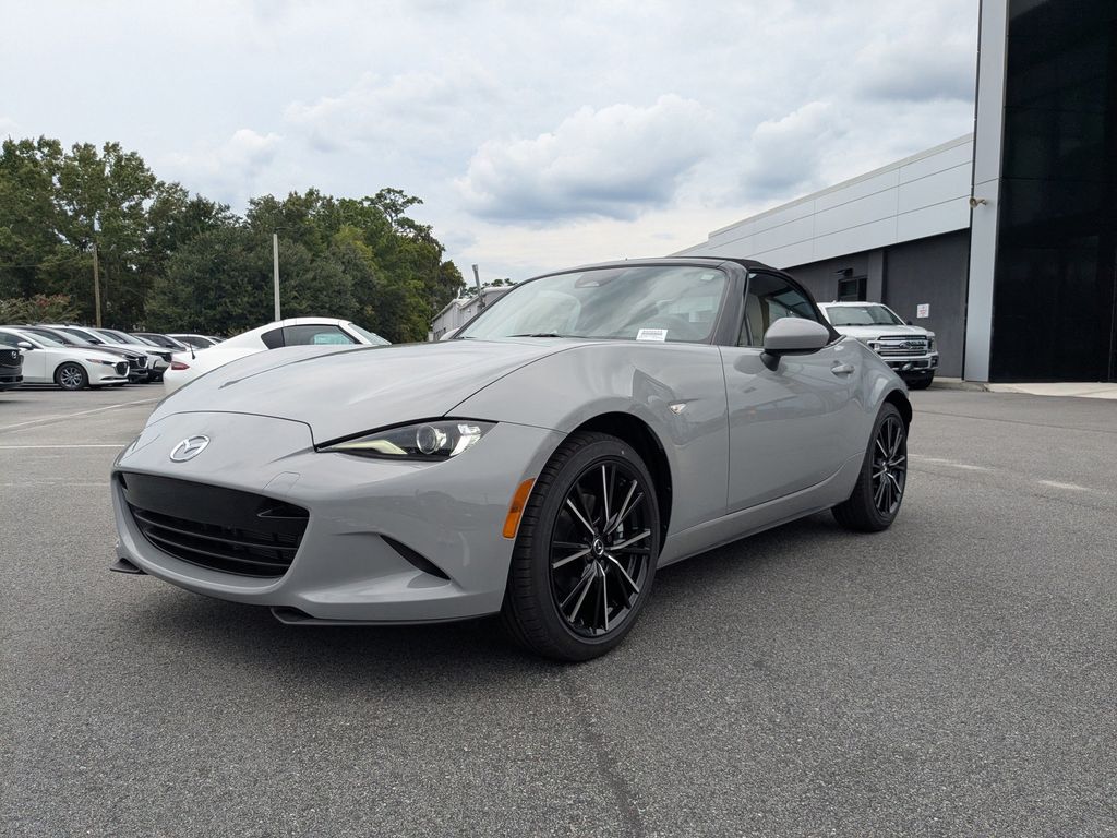 2025 Mazda MX-5 Miata Grand Touring