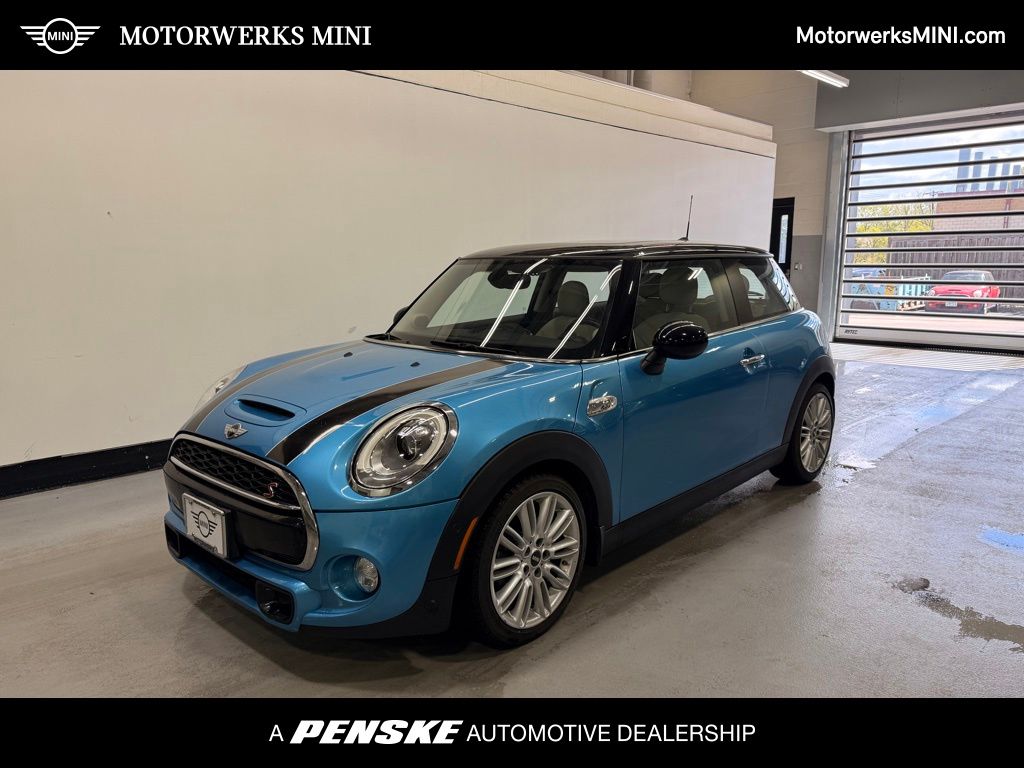 2018 MINI Cooper Base -
                  Golden Valley, MN