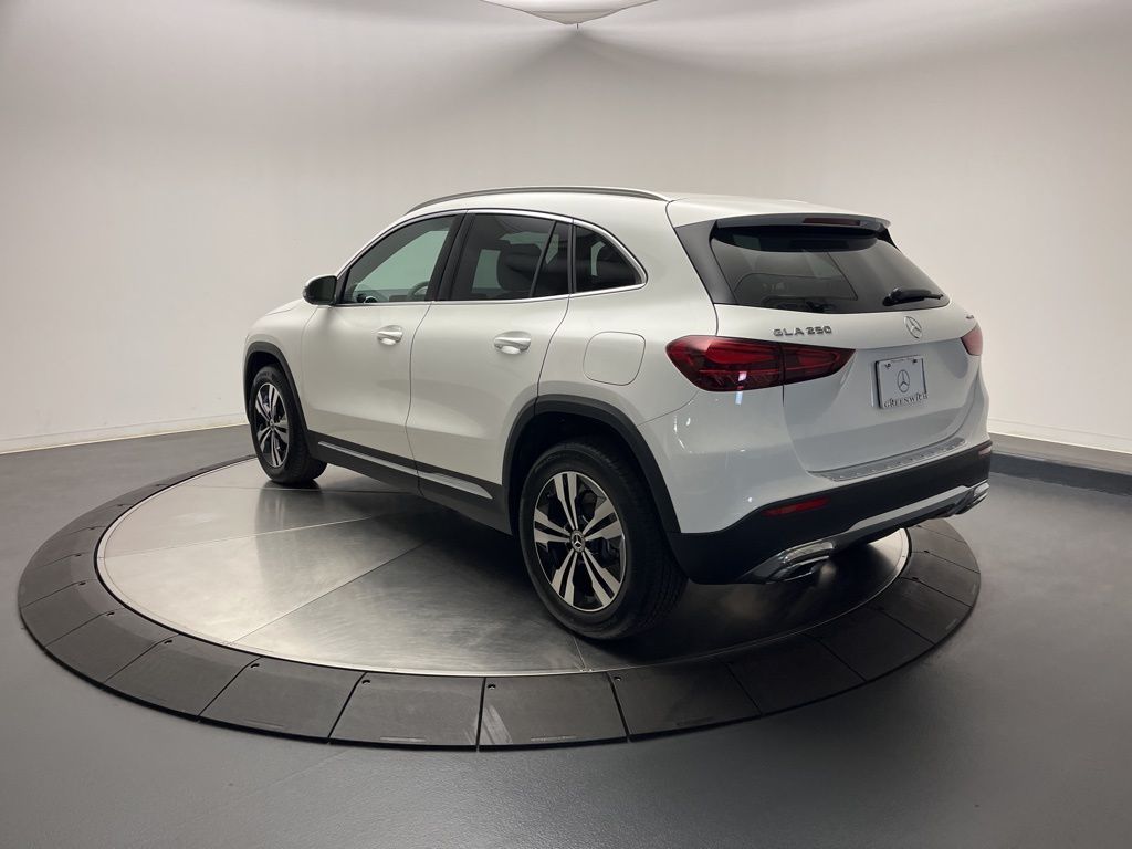 Thumbnail: 2026 Mercedes-Benz GLA - 5