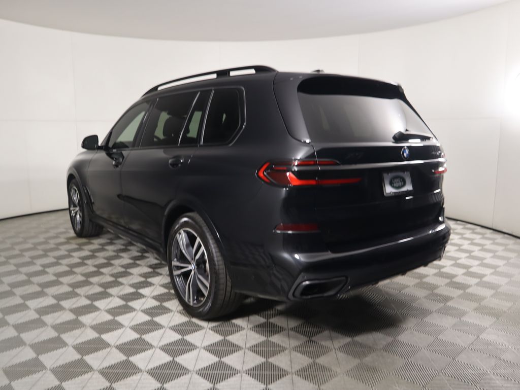 Thumbnail: 2023 BMW X7 - 7