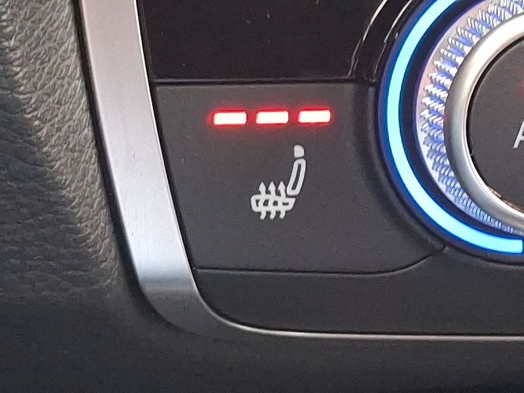 Thumbnail: 2025 Audi Q3 - 23