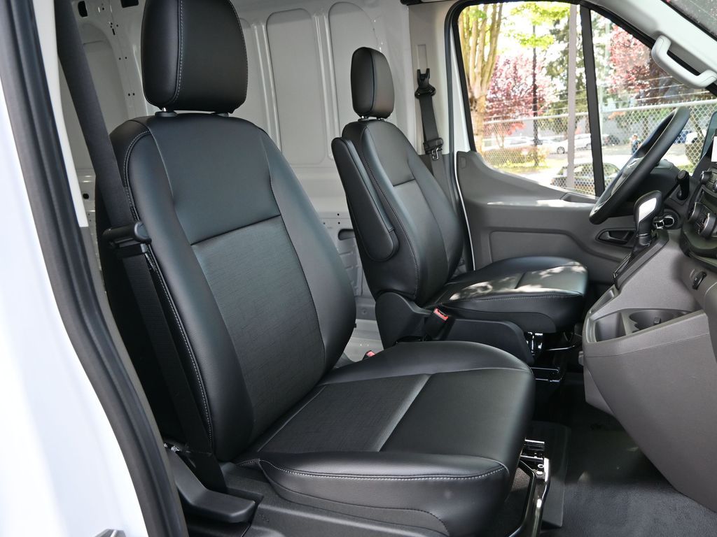 2025 Ford Transit 350 HD