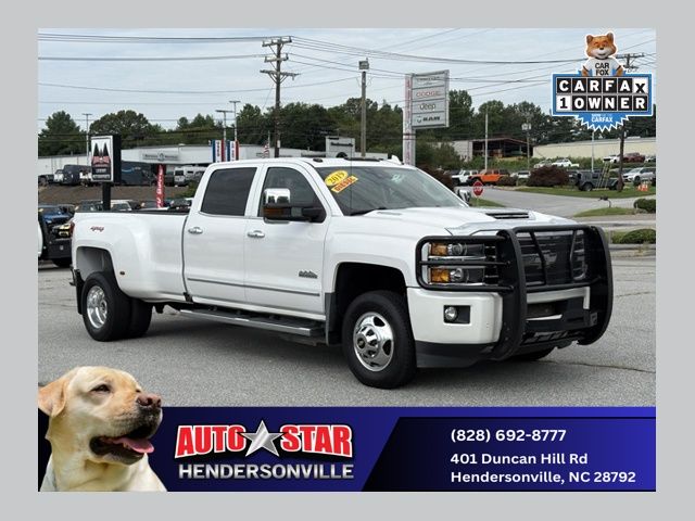 White (Iridescent Pearl Tricoat) 2019 Chevrolet Silverado 3500HD Pickup Truck Four-Wheel Drive 6-Speed Automatic