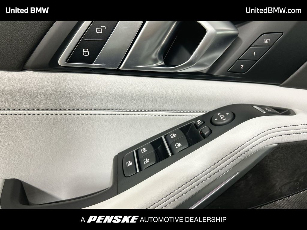 Thumbnail: 2026 BMW X5 - 11