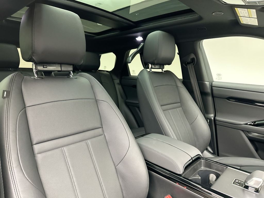 2026 Land Rover Range Rover Evoque S 6