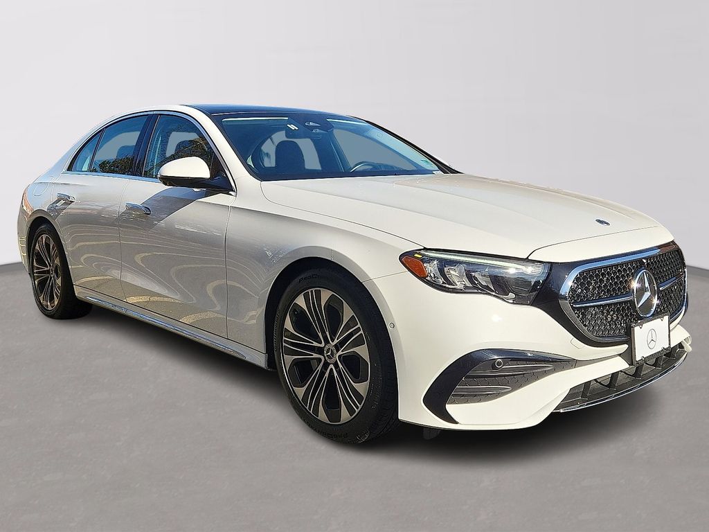 Thumbnail: 2025 Mercedes-Benz E-Class - 3