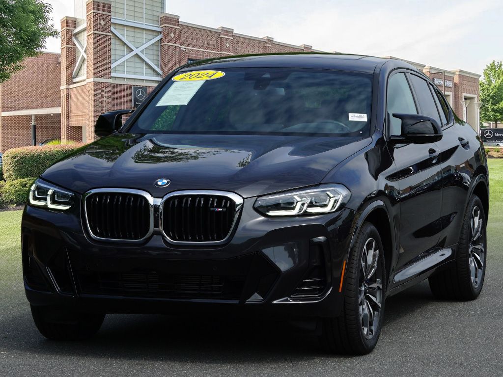 Thumbnail: 2024 BMW X4 - 4