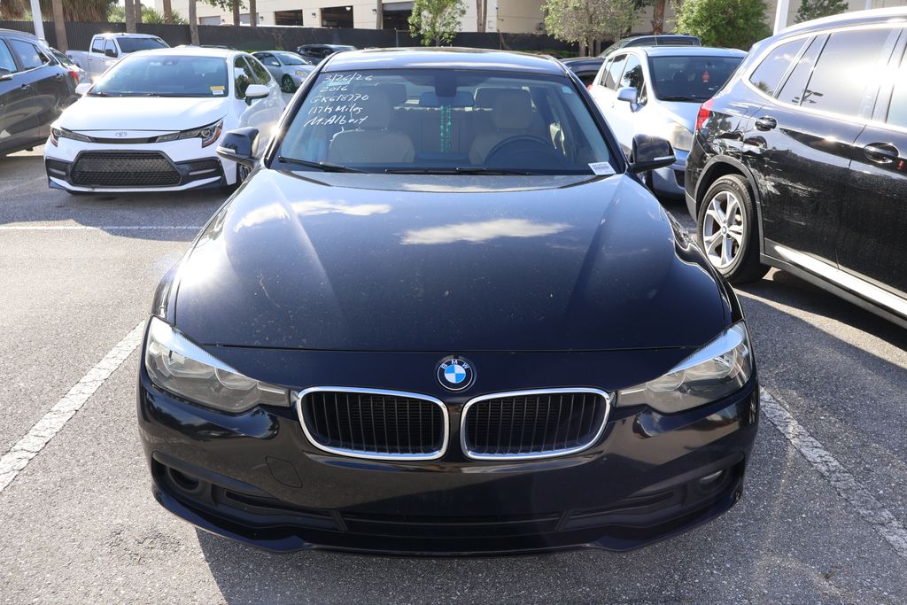 Thumbnail: 2016 BMW 3 Series - 5