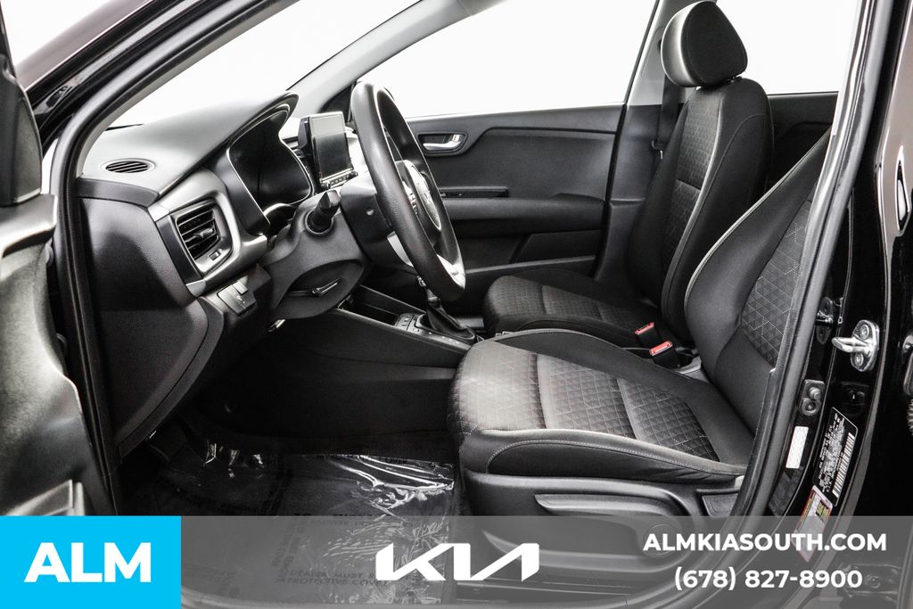 2022 Kia Rio LX photo 13