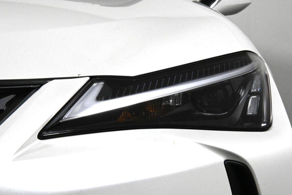 Thumbnail: 2025 Lexus UX - 11