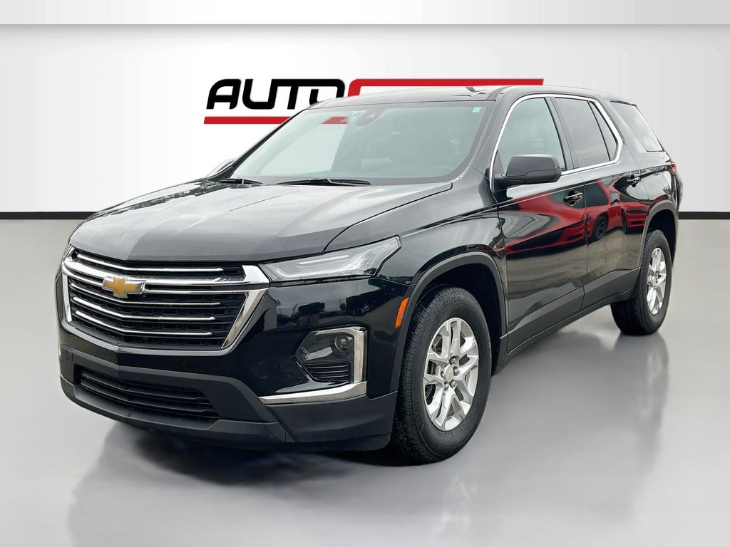 2023 Chevrolet Traverse LS - 2