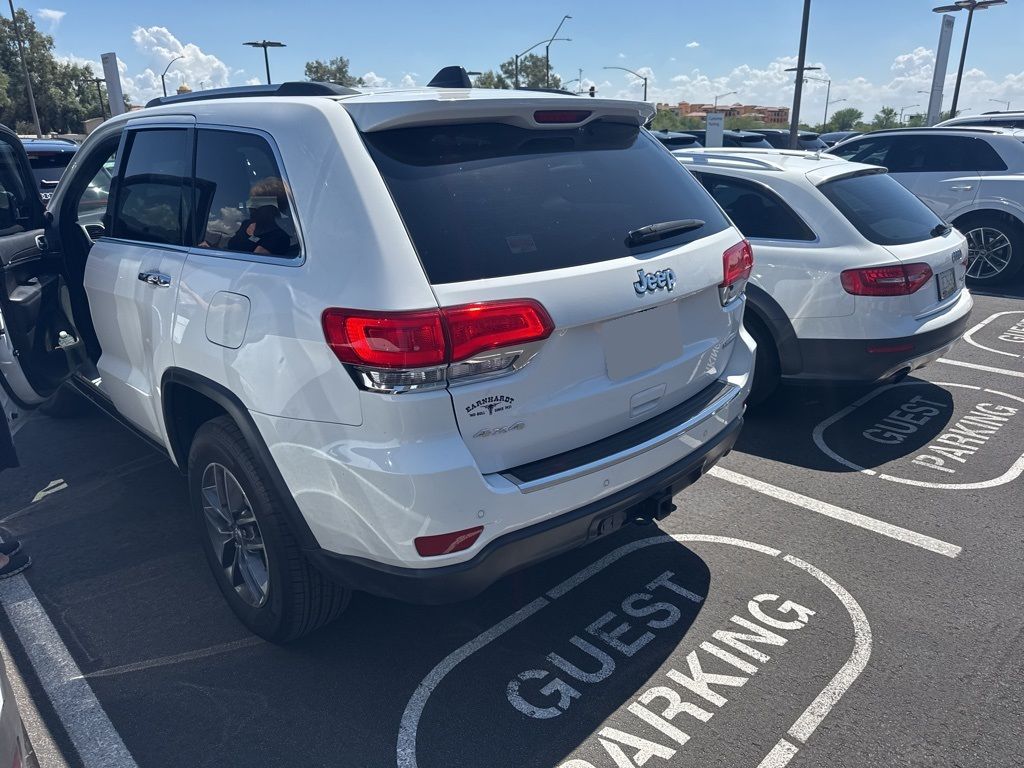 Thumbnail: 2018 Jeep Grand Cherokee - 5