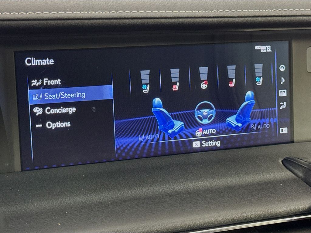 Thumbnail: 2019 Lexus LC - 20