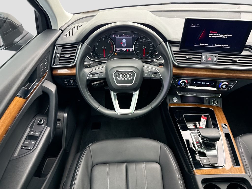 Thumbnail: 2023 Audi Q5 - 10