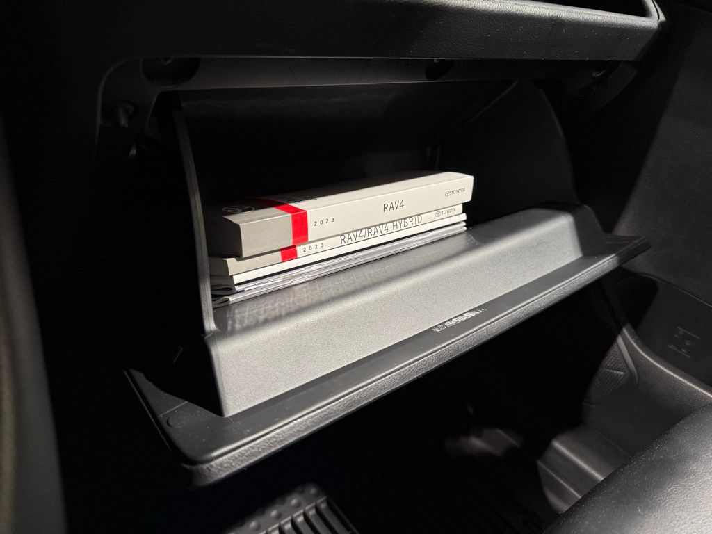 Thumbnail: 2023 Toyota RAV4 - 28